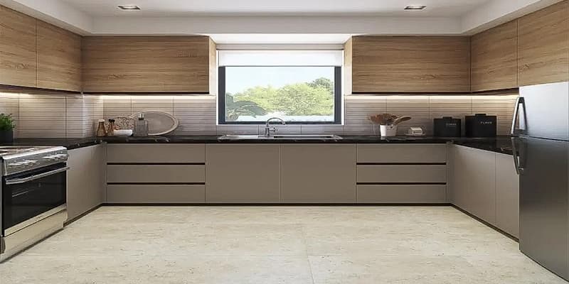 Modern 4-bedroom townhouse image 5