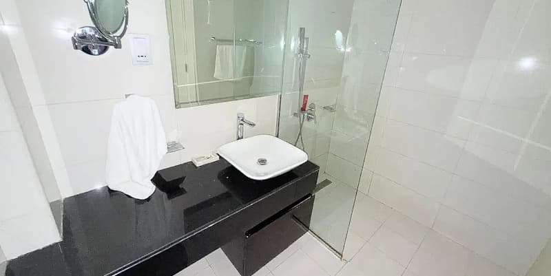 Sophisticated studio apartment image 4