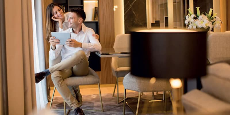 Stunning 1.5-bedroom apartment image 4