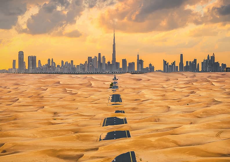 MOVING TO DUBAI GUIDE Slider