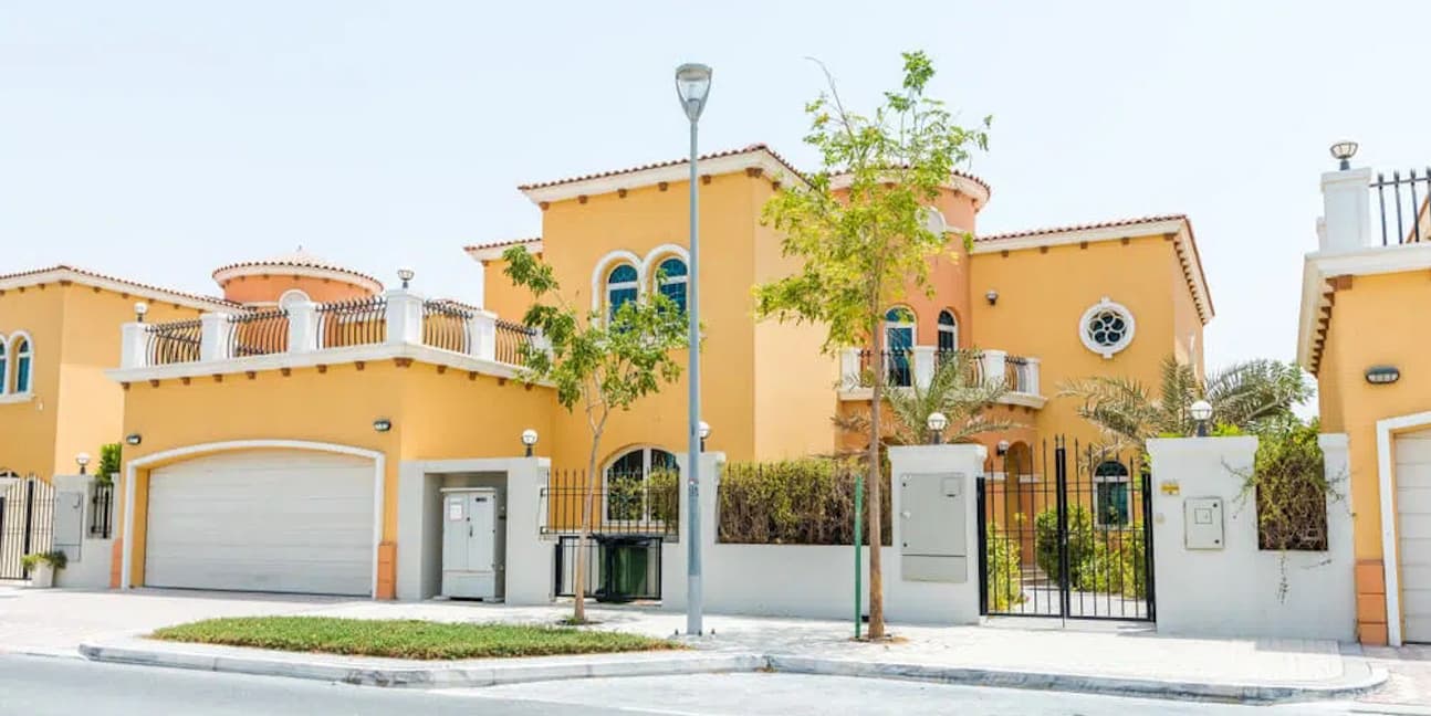 shutterstock_1323680774-1.jpg-4